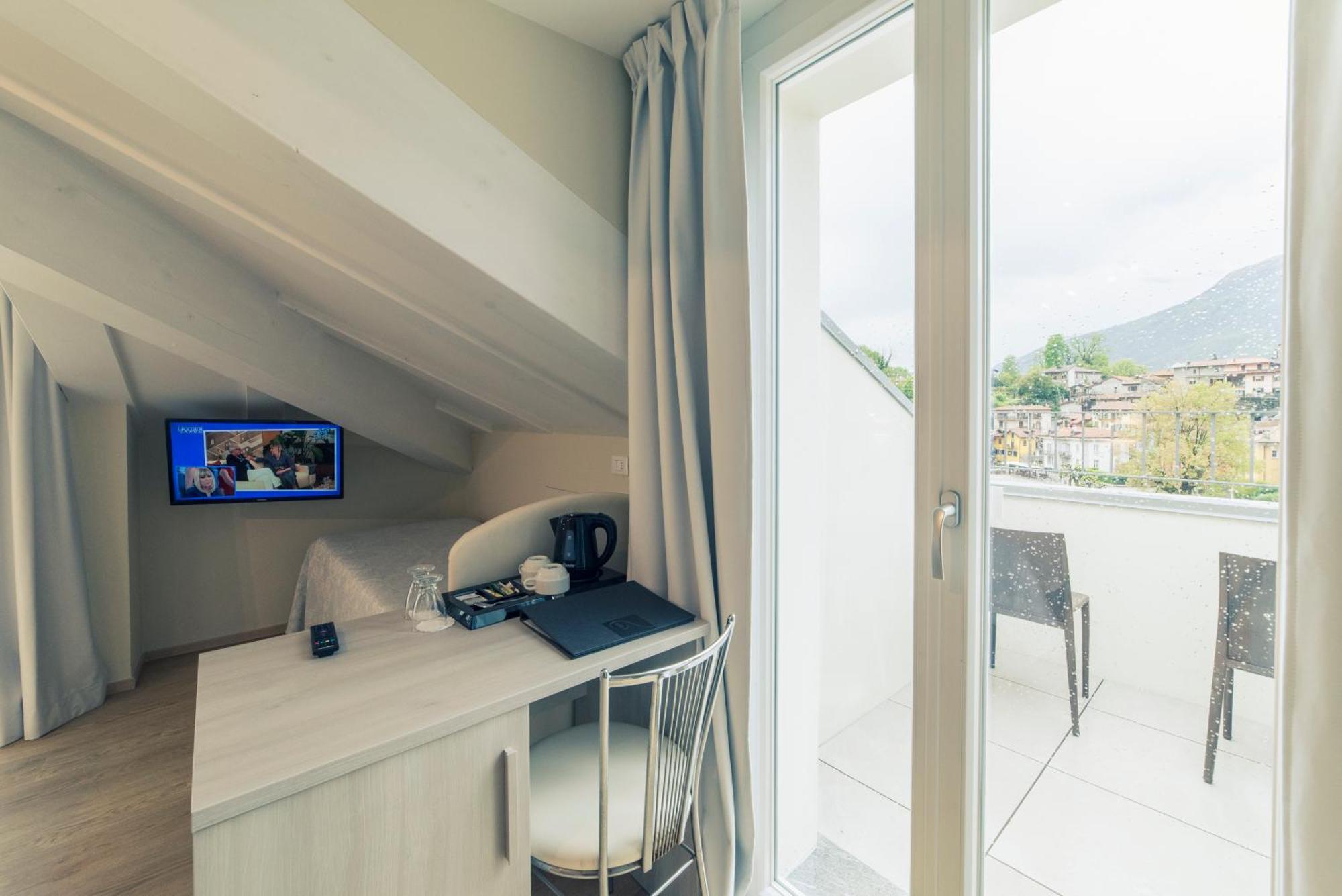 Hotel Due Palme Mergozzo Kültér fotó