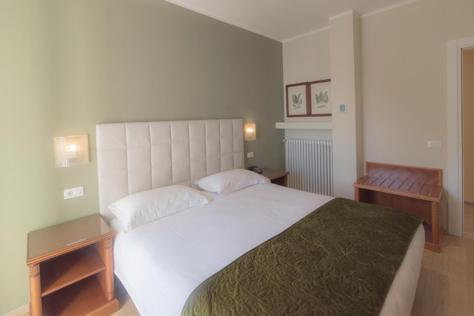 Hotel Due Palme Mergozzo Kültér fotó