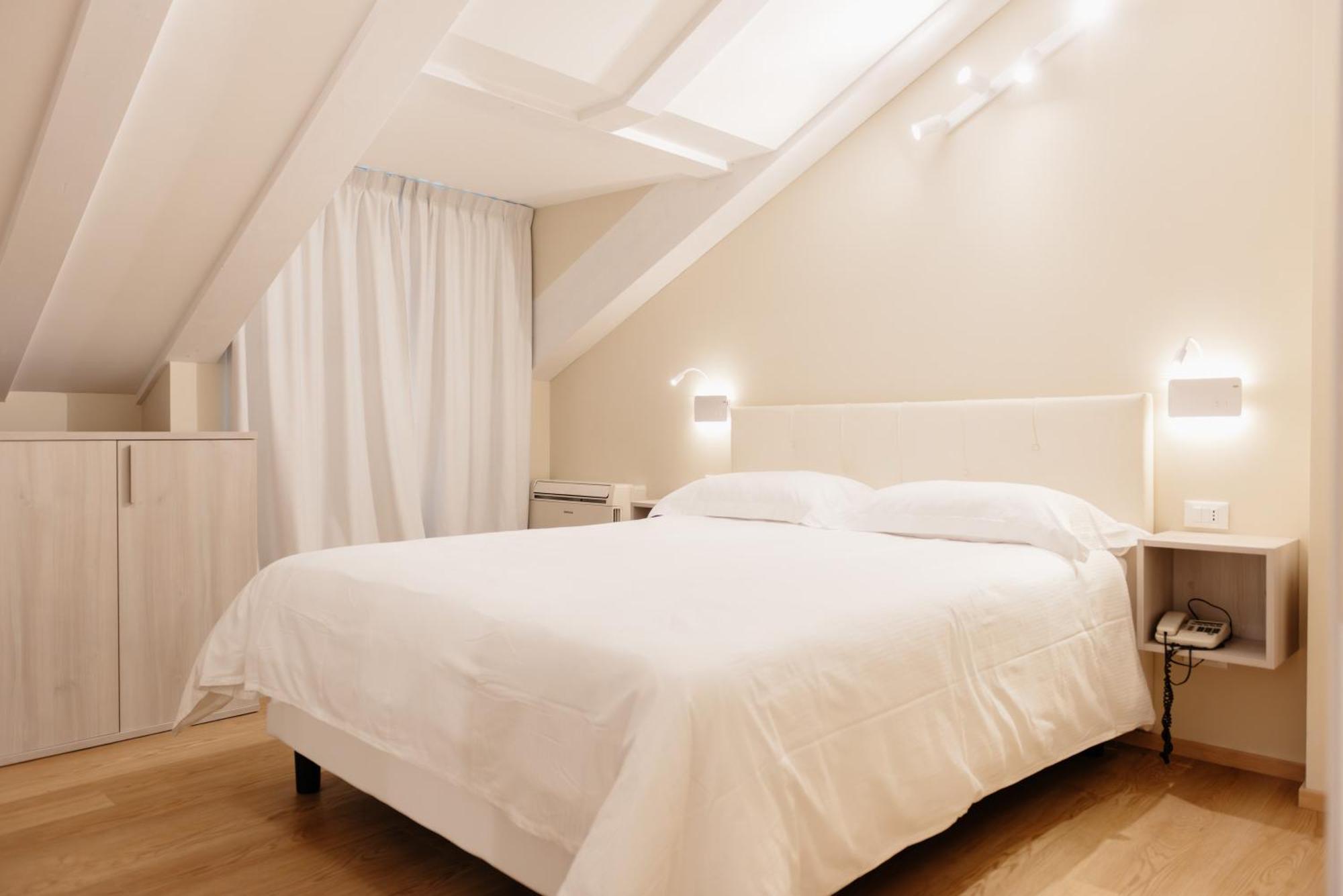 Hotel Due Palme Mergozzo Kültér fotó