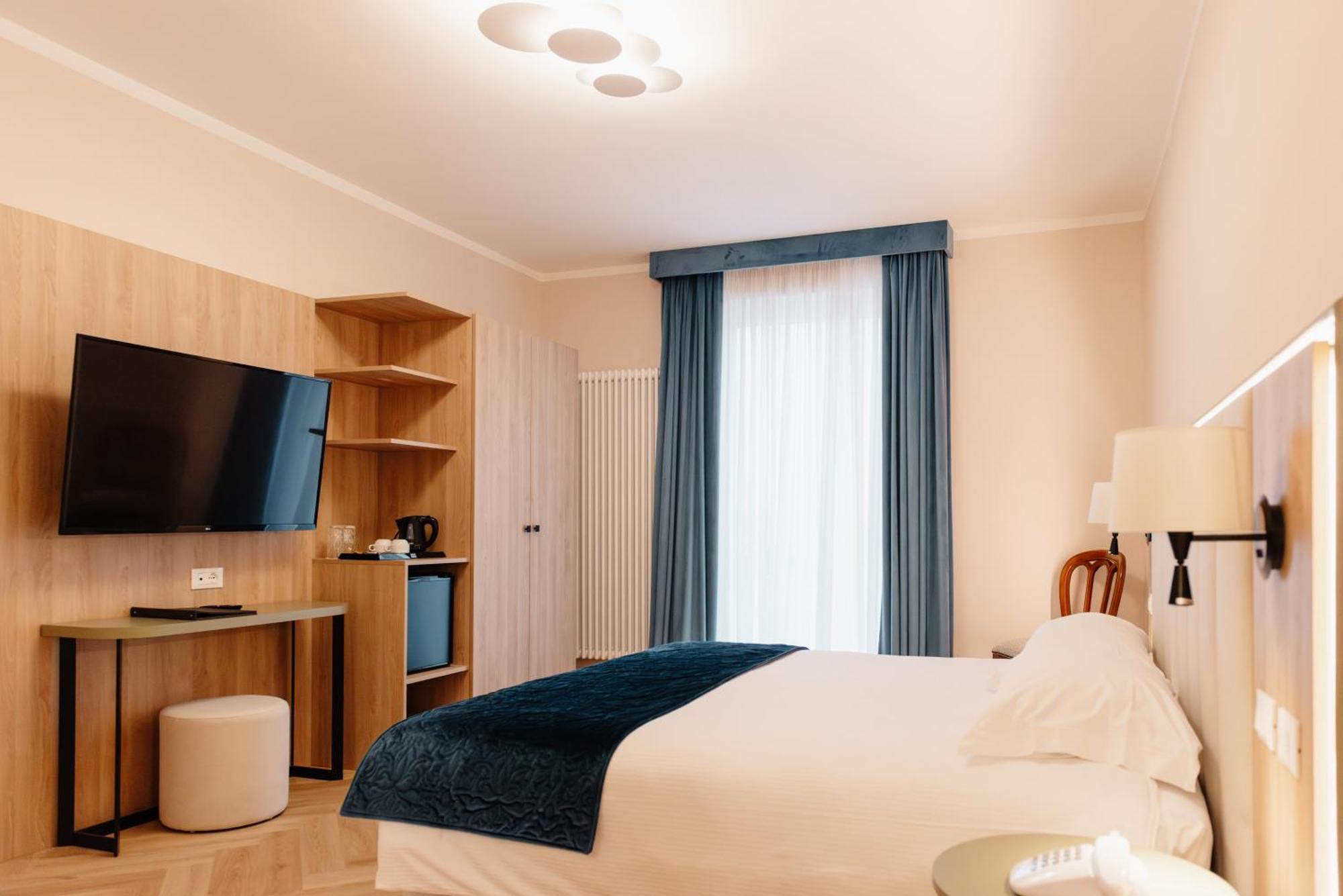 Hotel Due Palme Mergozzo Kültér fotó